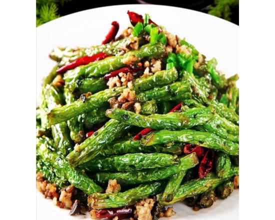 N4. Haricots frits secs avec porc干煸四季豆 Dry-Fried String Bean with pork